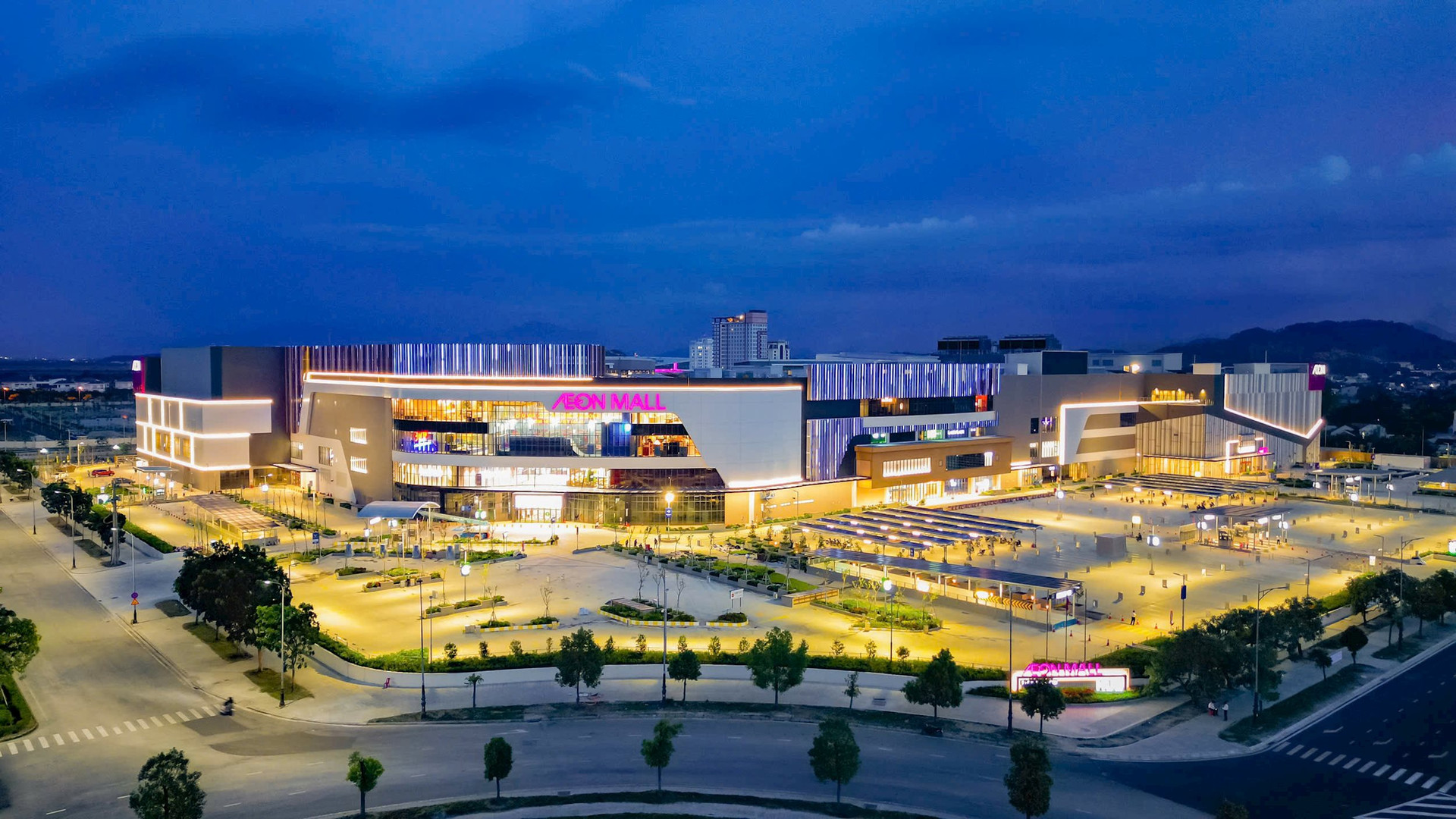 Aeon Mall đầu tiên ở miền Trung chính thức đi vào hoạt động- Ảnh 2.